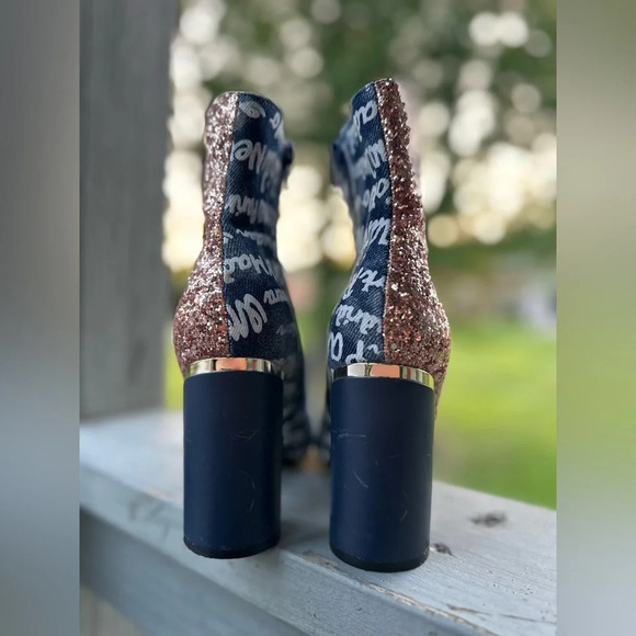 YOKI Willen Rose Gold Glitter Denim Graffiti Cylinder Heel Zip Ankle Boot 7 WILD - Picture 9 of 14